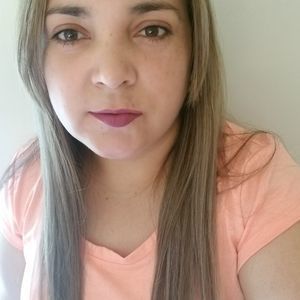 Meet your Posher, Dinora